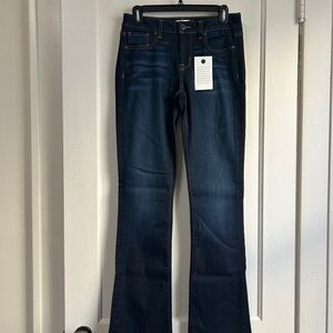 NWT!! Women’s Relentless Indigo Flare Women's Jeans - Size 26